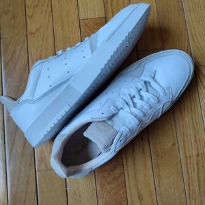 Men's size 13 Super court Adidas
